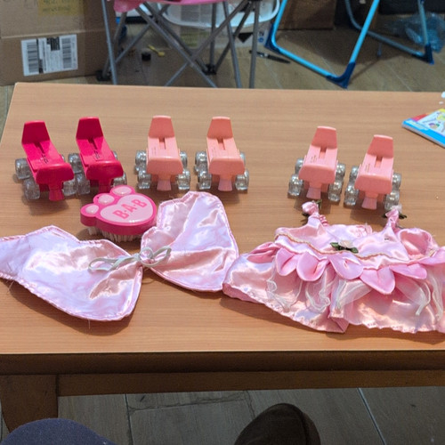 Build bear pink satin - a,