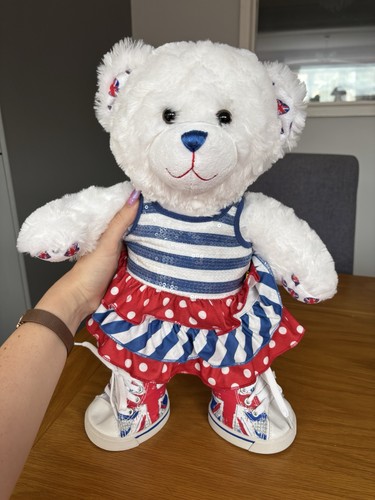 Build bear workshop heart - i,