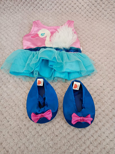 Build bear workshop - workshop, swan
