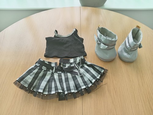 Build bear outfit - a, black
